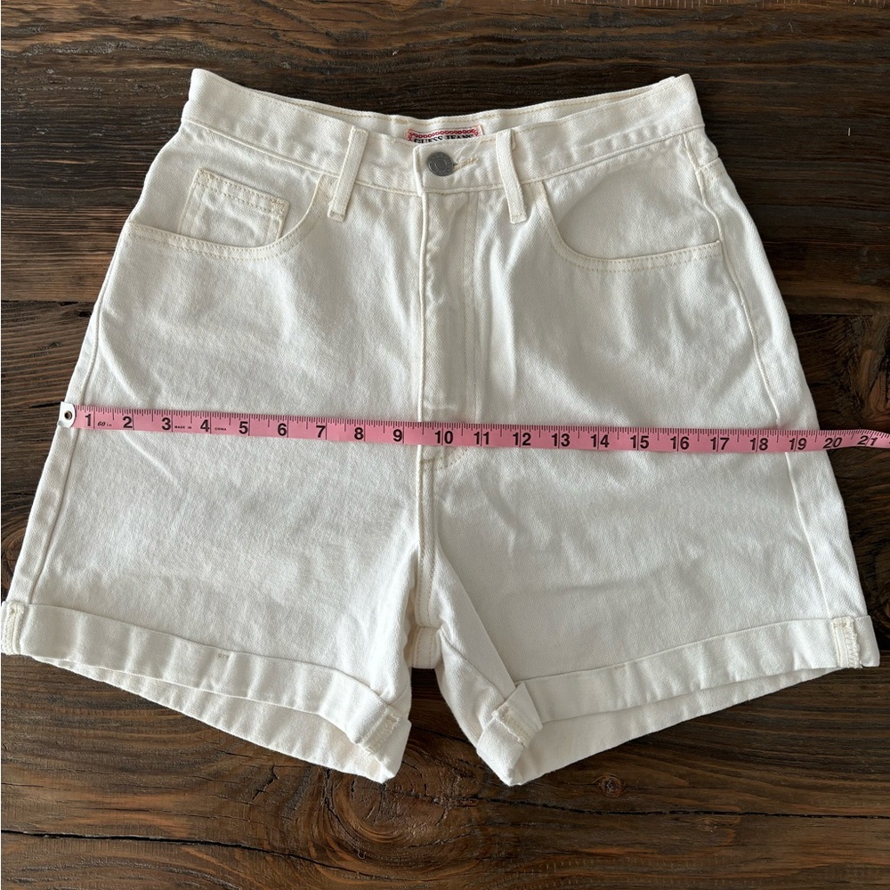 VINTAGE Guess Shorts